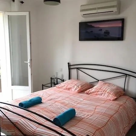 Casa vacanze En Campagne Pour 8 Pers Avec Piscine Parc Cloture *