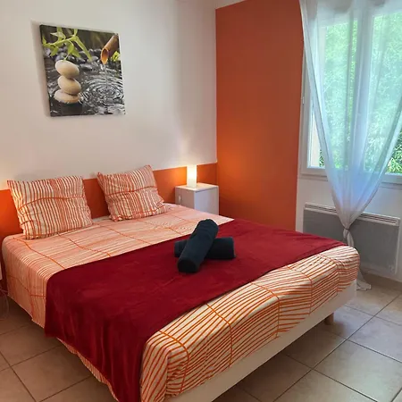 En Campagne Pour 8 Pers Avec Piscine Parc Cloture