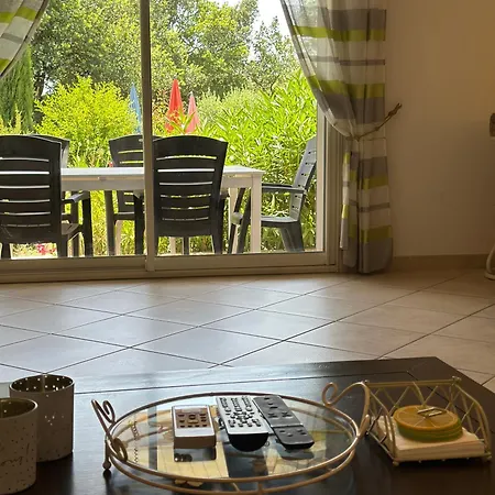 En Campagne Pour 8 Pers Avec Piscine Parc Cloture Prázdninový dům